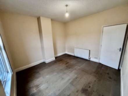 Lewis Street, Gainsborough, Image 4