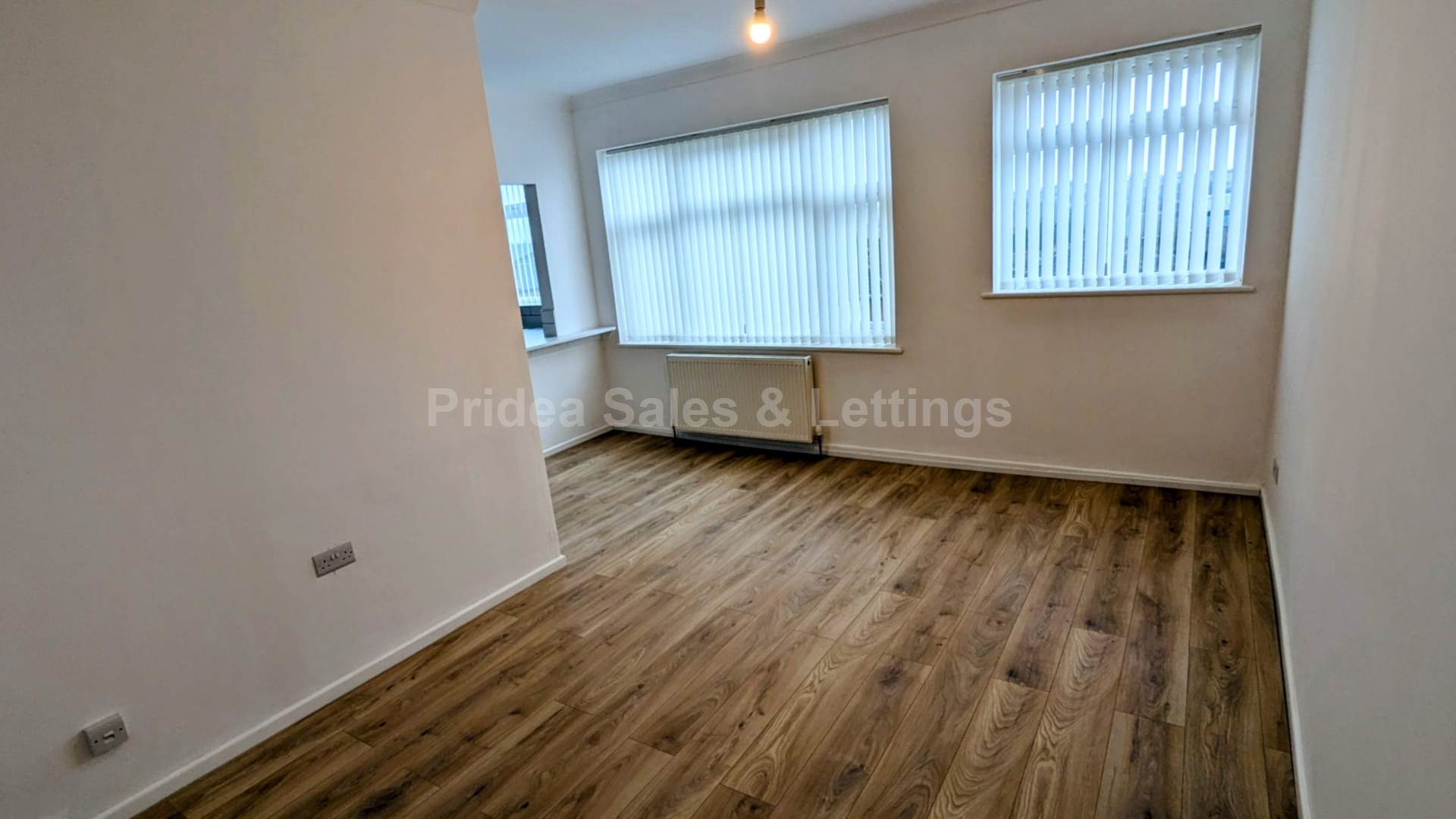 Lincoln LN2, Image 3