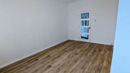 Lincoln LN2, Image 4