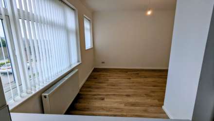 Lincoln LN2, Image 6