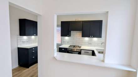 Lincoln LN2, Image 7