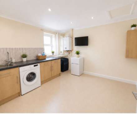 Flat off Monks Road, Lincoln, Image 2