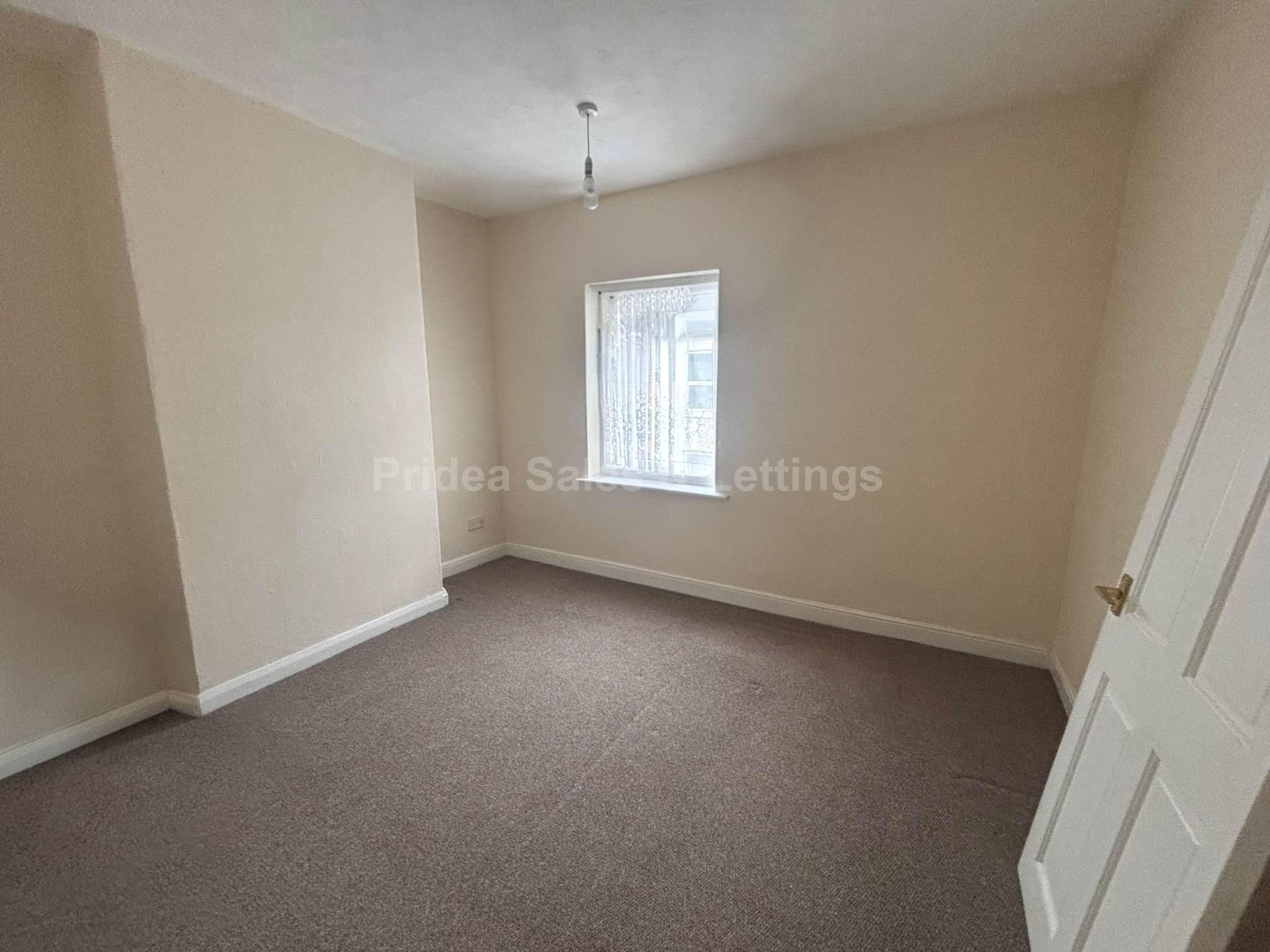 Linden Terrace, Gainsborough, Image 2