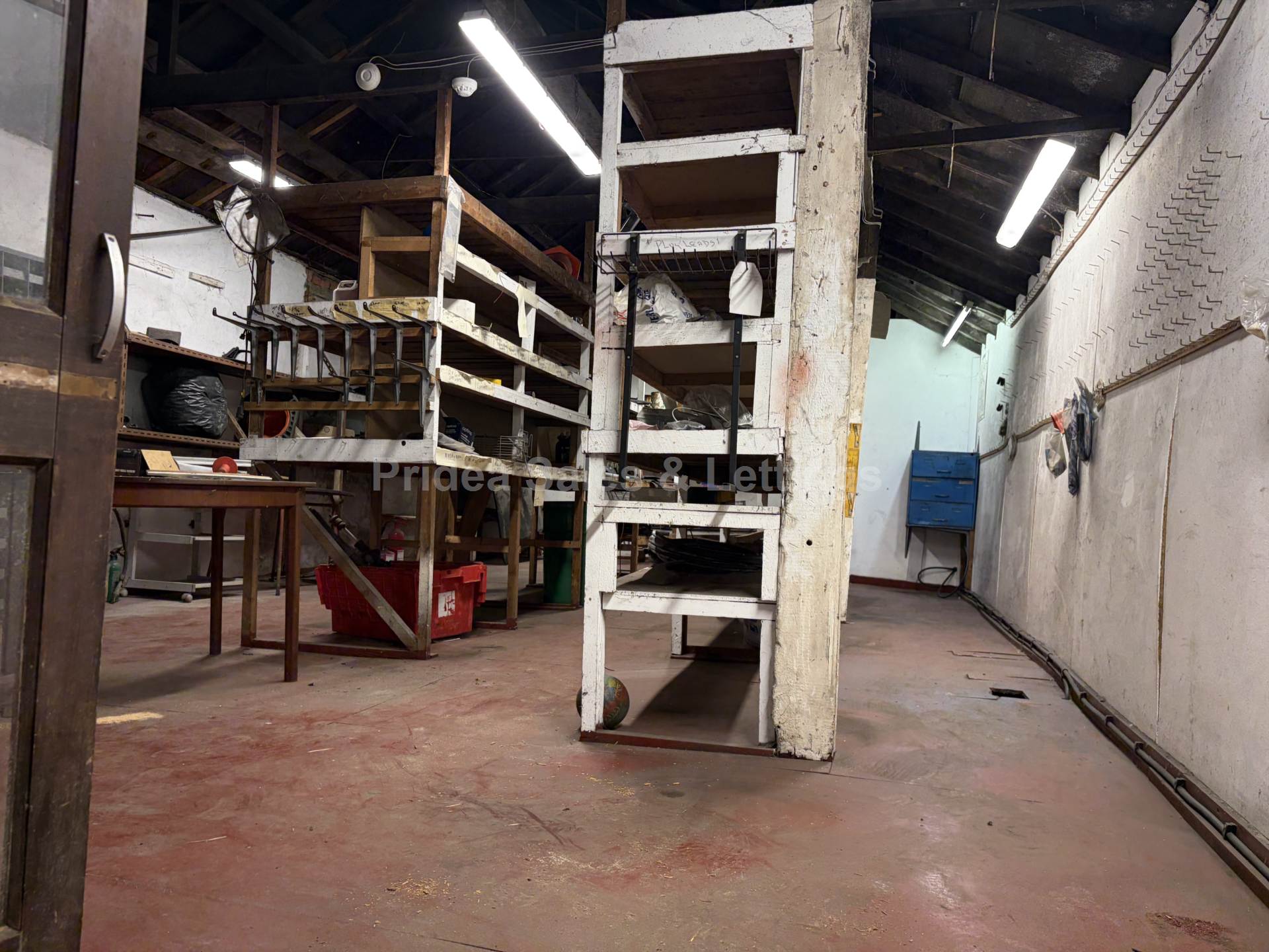 Garage, Pillard House Lane, Gainsborough, Image 13