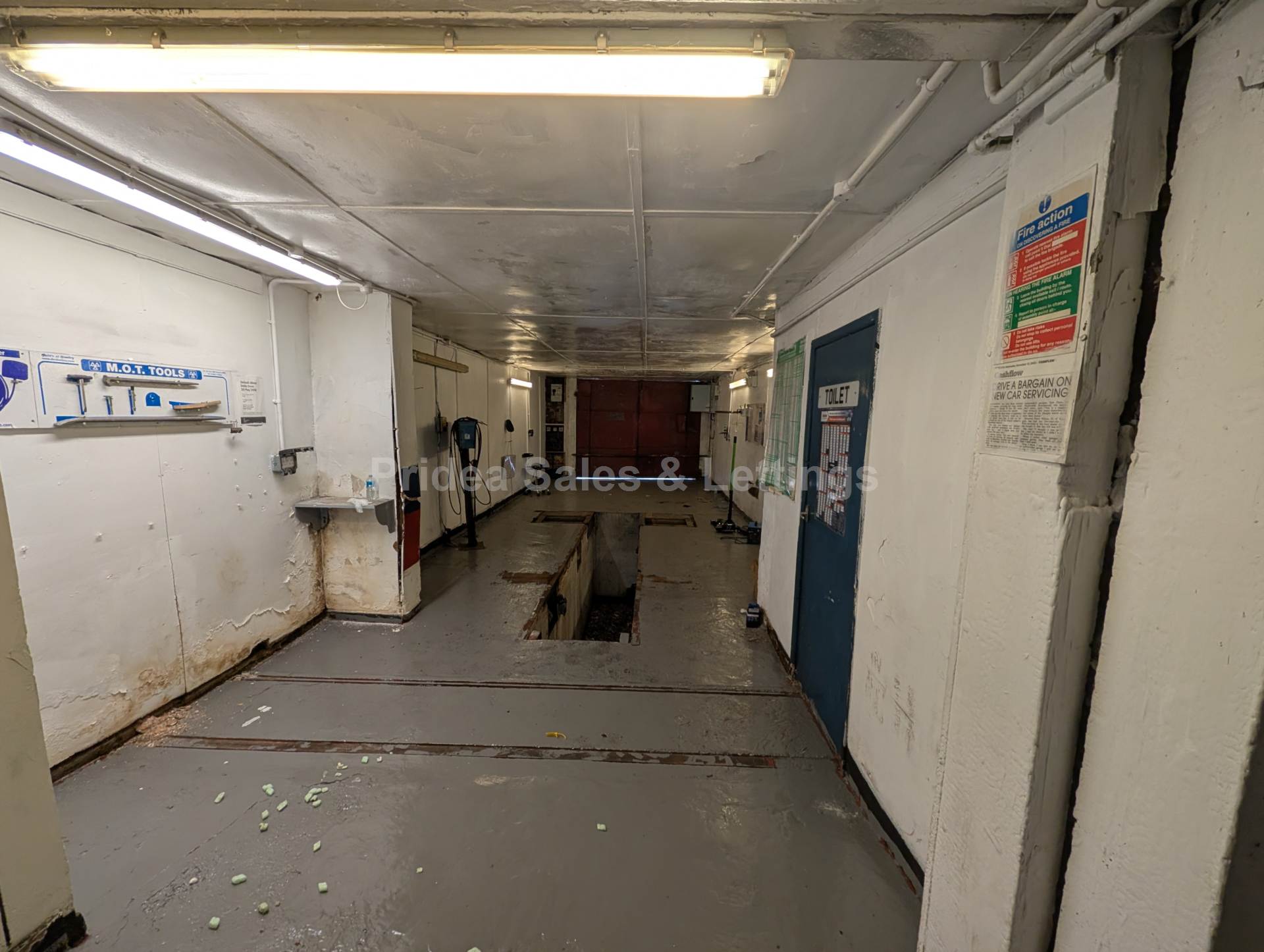 Garage, Pillard House Lane, Gainsborough, Image 3