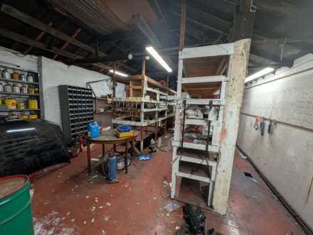 Garage, Pillard House Lane, Gainsborough, Image 4