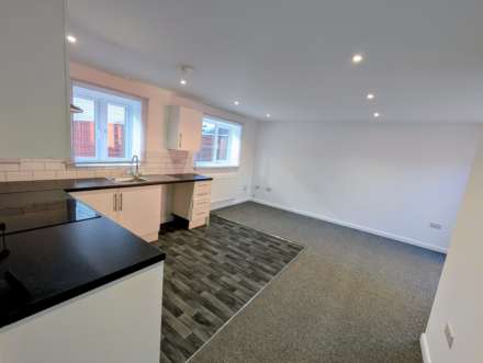 Wilson St, Lincoln, Image 3