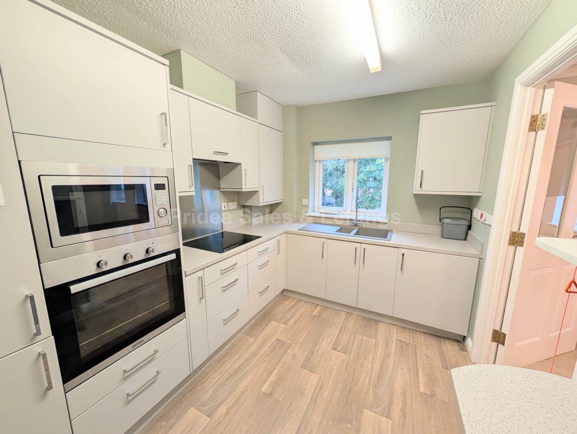 Minster Court, Bracebridge Heath, Image 13