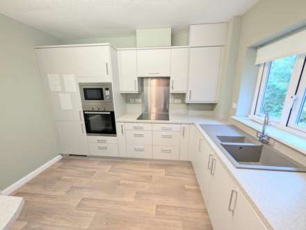 Minster Court, Bracebridge Heath, Image 14