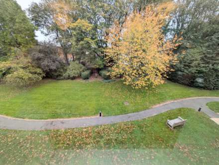 Minster Court, Bracebridge Heath, Image 25