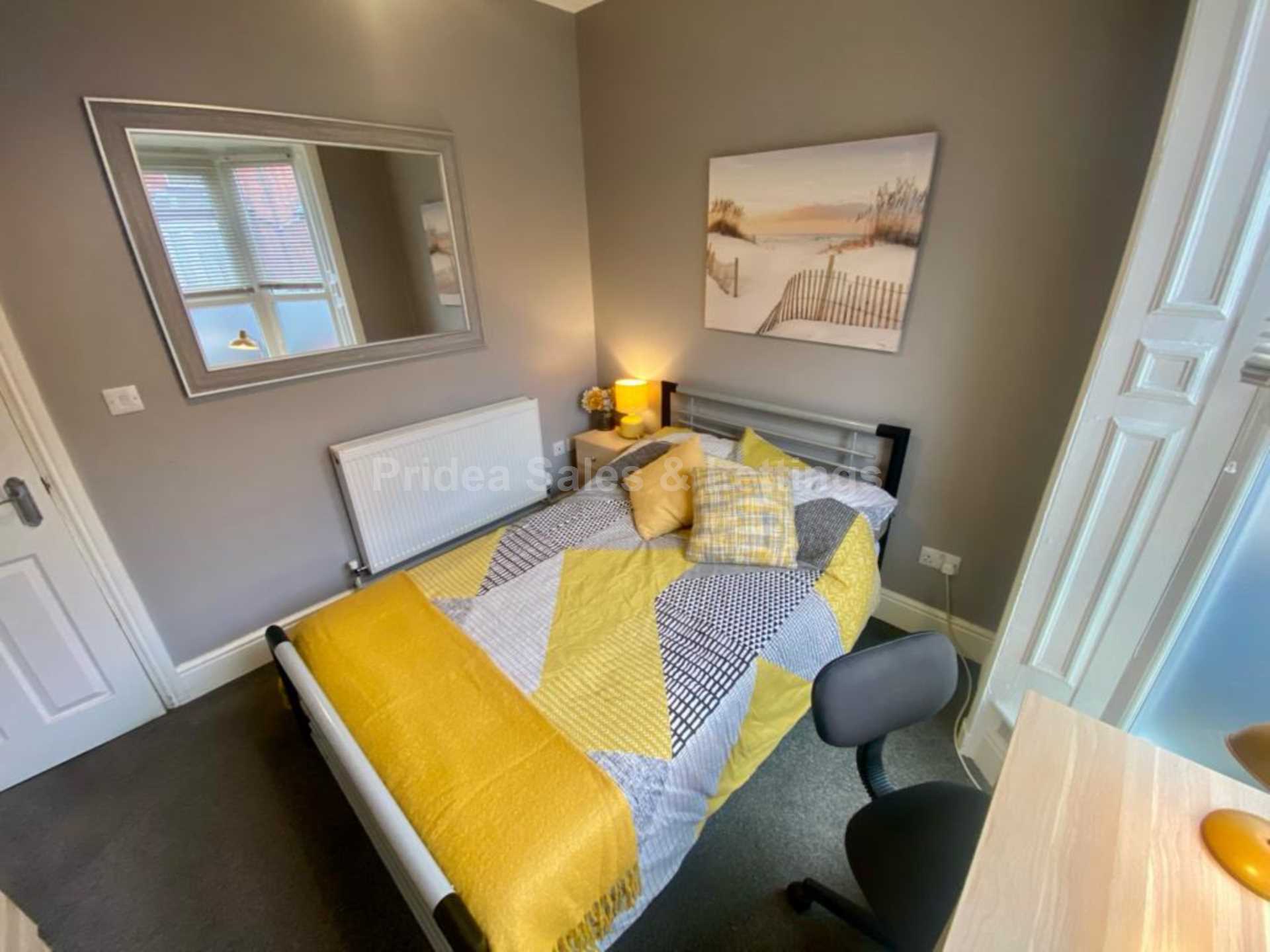 Room 1, Cranwell Street, Image 1