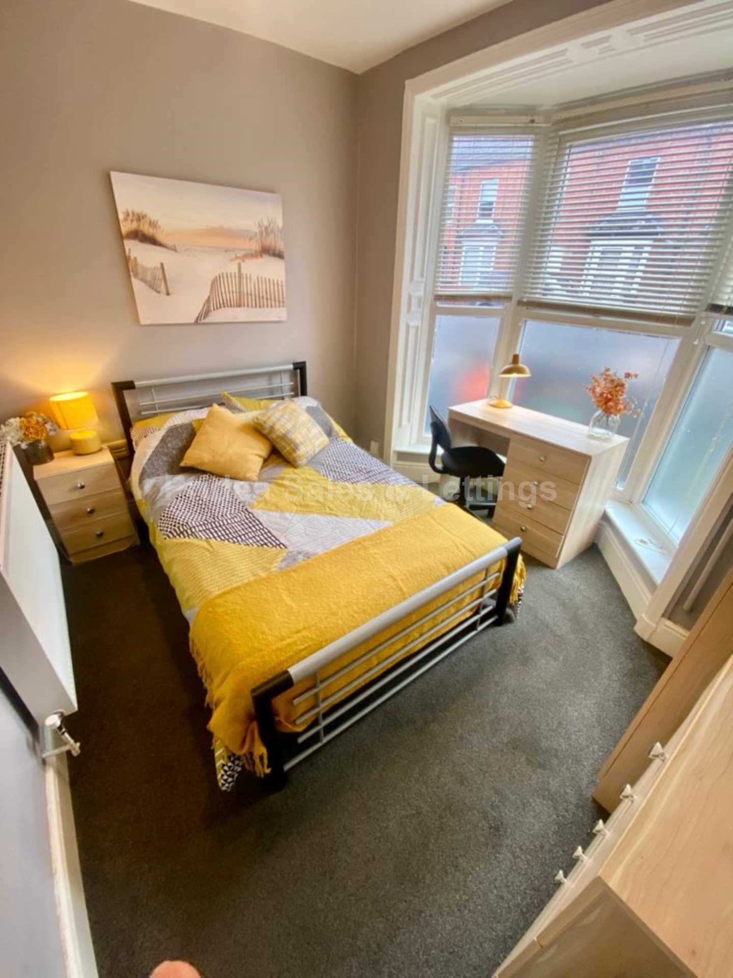 Room 1, Cranwell Street, Image 2