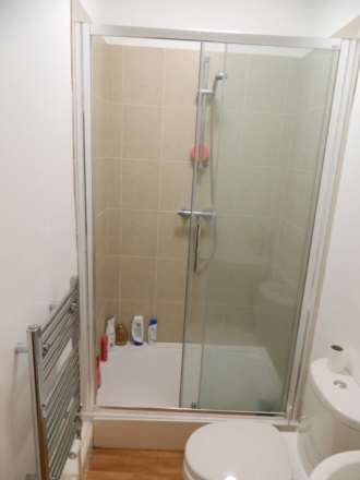 Room 1, Cranwell Street, Image 10