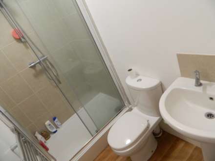 Room 1, Cranwell Street, Image 11