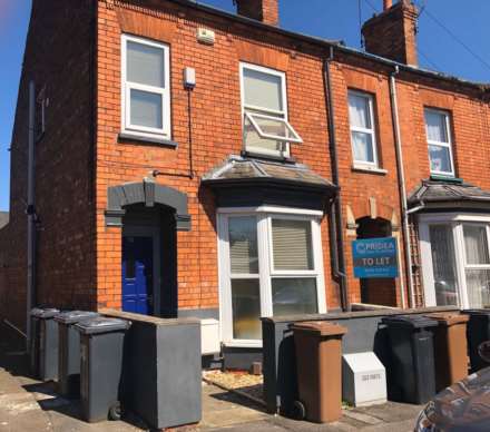 Room 1, Cranwell Street, Image 14