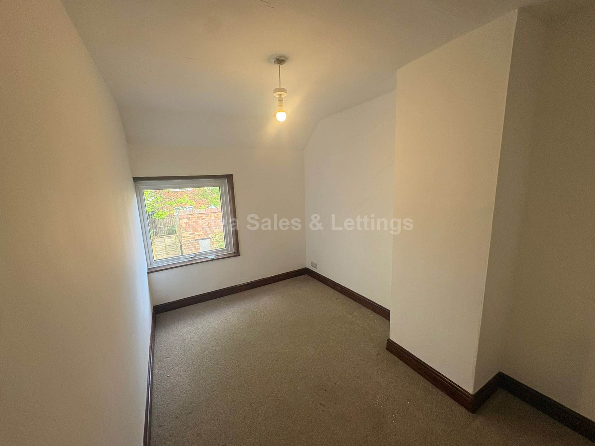 Naam Place, Lincoln, Image 5