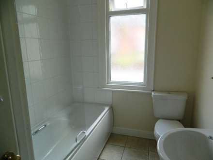 Yarborough Road, Lincoln, Image 3