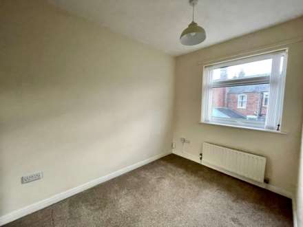 Monson Court, Lincoln, Image 6