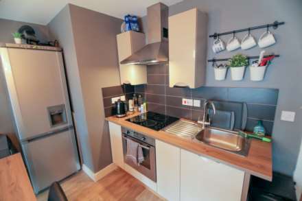 Property For Rent Woden Street, Salford