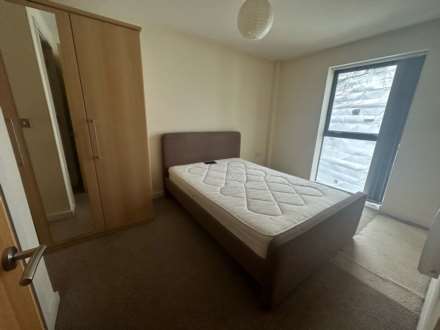 City Road East, Manchester, Image 6
