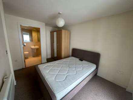 City Road East, Manchester, Image 8