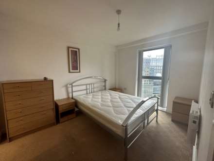 City Road East, Manchester, Image 6