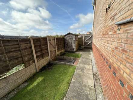 Hemfield Close, Wigan, Image 16