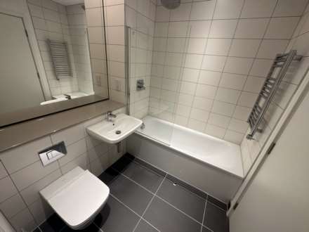 Local Blackfriars, Bury Street, Manchester, Image 6