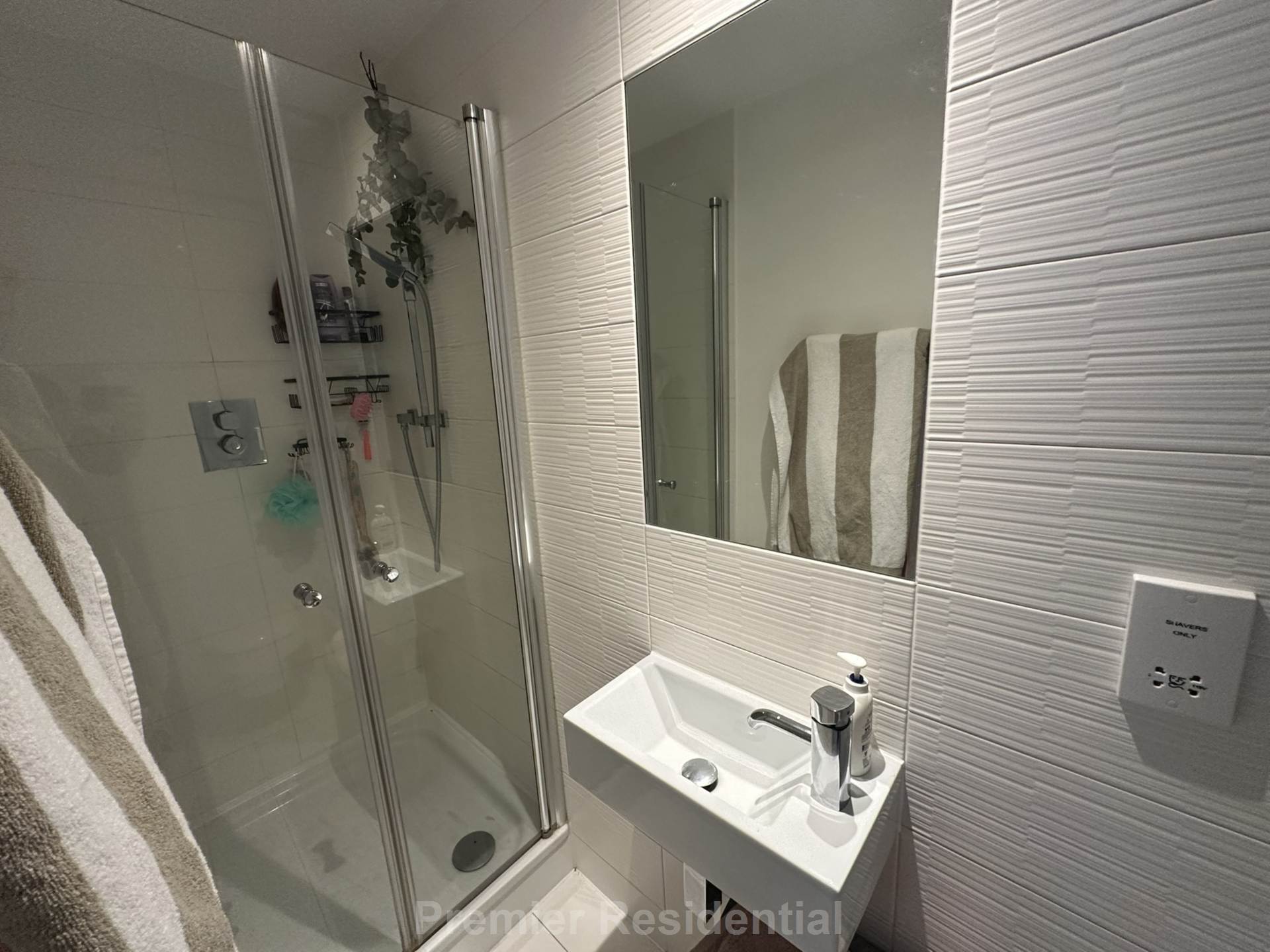 Spectrum Apts, Manchester, Image 7