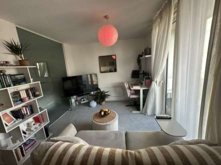 Spectrum Apts, Manchester, Image 3