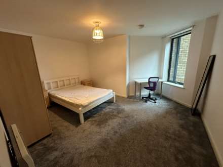 City South, City Road East, Manchester, Image 5