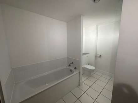 Apartment, Manchester, Image 8