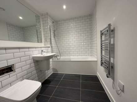 Insignia, Manchester, Image 9
