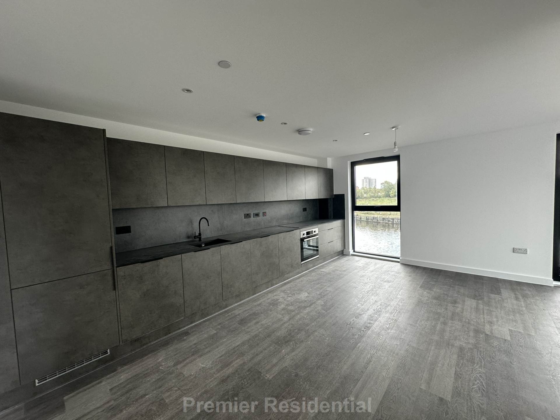 Ordsall Lane, Salford, Image 3