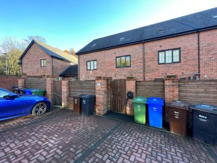 Kersal Wood Avenue, Salford, Image 13