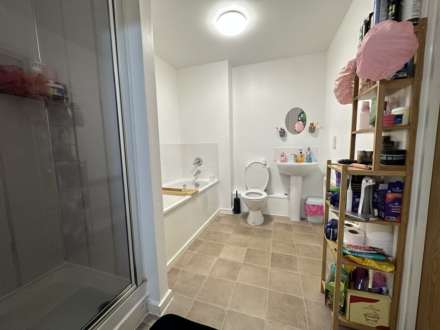 Stillwater Drive, Manchester, Image 7