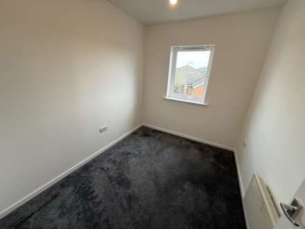 Newbridge Close, Radcliffe, Image 5