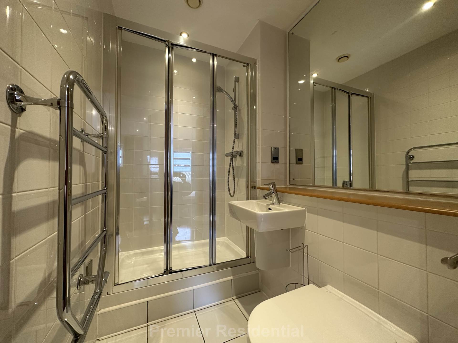 XQ7 Building, Image 8