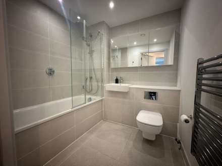 Novella Apts, Manchester, Image 5