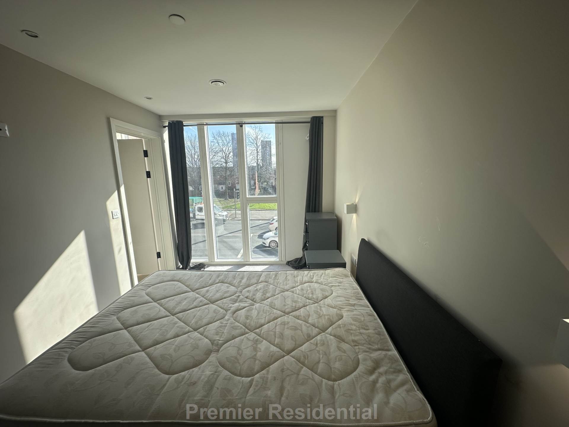 Spinners Way, Manchester, Image 6