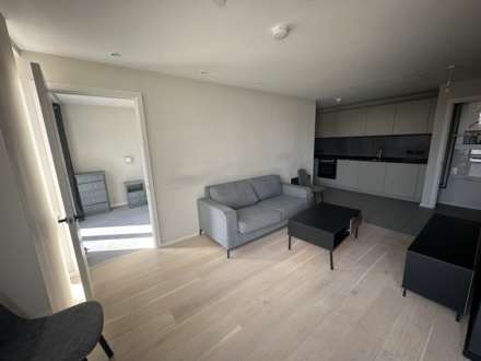 Spinners Way, Manchester, Image 3