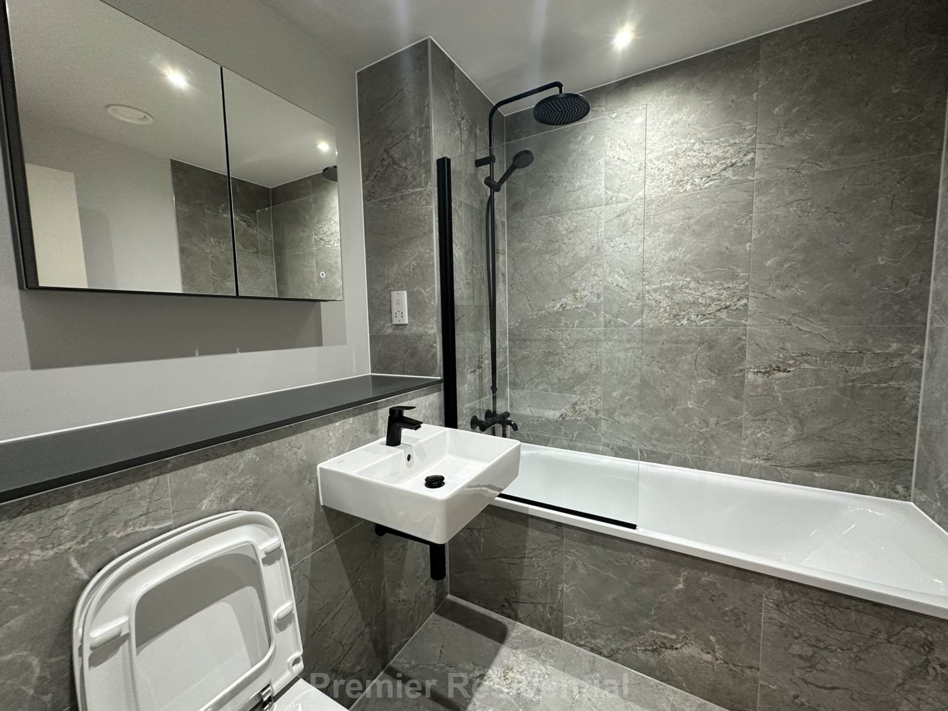 Dutton St, Manchester, Image 2