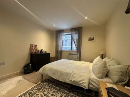 Apartment     The Base, Manchester, Image 6