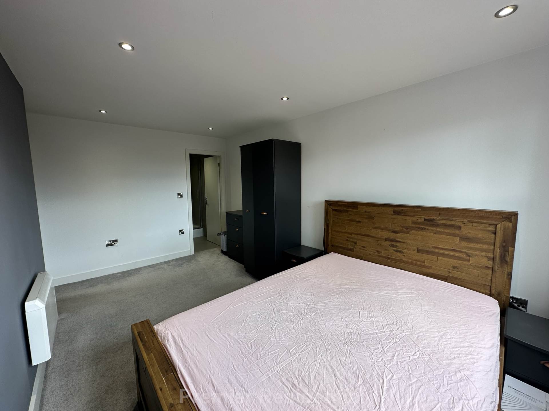 Hall Lane, Manchester, Image 9