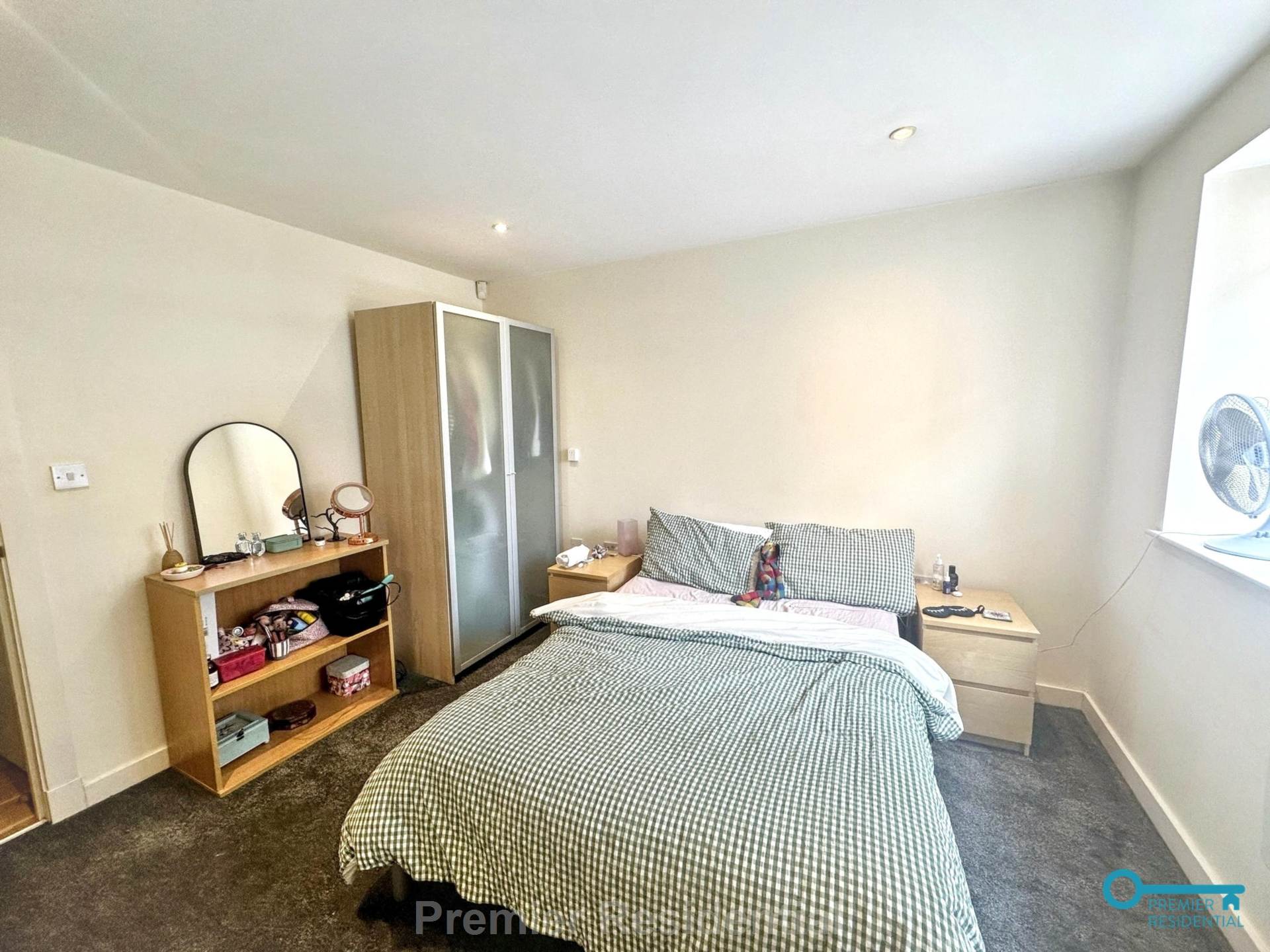 Apartment     The Base, Manchester, Image 6