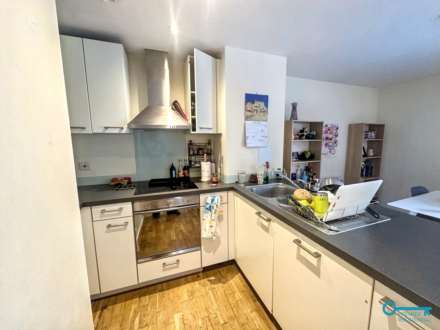 Apartment     The Base, Manchester, Image 4