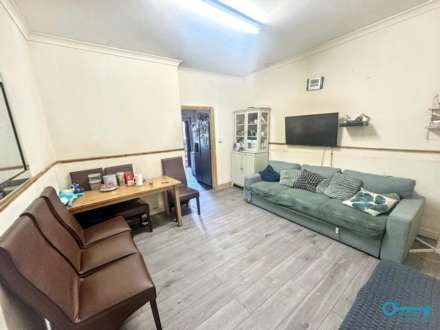 Chelmsford St, Oldham, Image 5