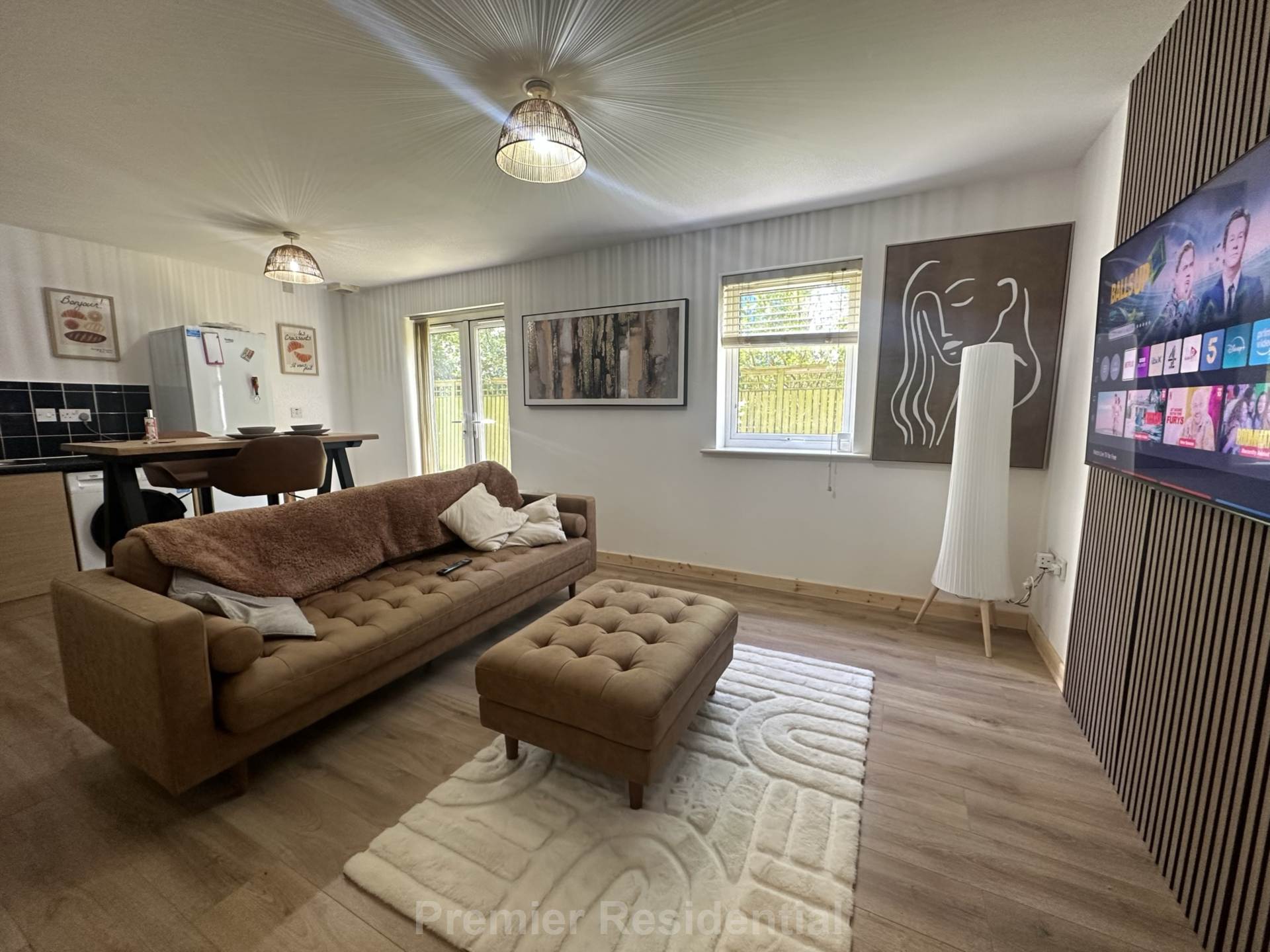 Newbridge Close, Radcliffe, Image 2