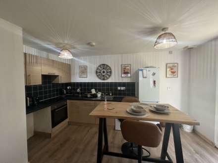 Newbridge Close, Radcliffe, Image 3