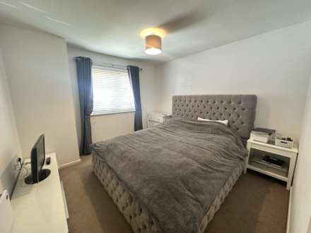 Newbridge Close, Radcliffe, Image 5